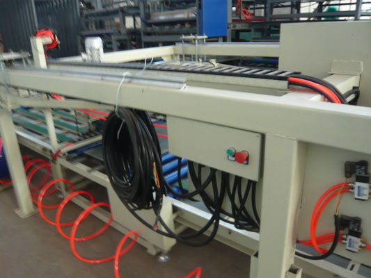 এনার্জি দক্ষ ইস্পাত টেক্সচার 1.5 * 18 মিটার ফাইবার সিমেন্ট দরজার জন্য দরজা তৈরির মেশিন