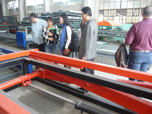 ৩২ কিলোওয়াট মোট পাওয়ার স্যান্ডউইচ প্যানেল মেশিন, পিএলসি কন্ট্রোল সিস্টেম স্যান্ডউইচ উৎপাদন লাইন