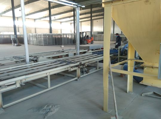 অভ্যন্তরীণ দেয়াল সজ্জা / আসবাবপত্রের আস্তরণ বোর্ডের জন্য ৩ - ২৫মিমি পুরুত্বের এমজিও বোর্ড উৎপাদন লাইন