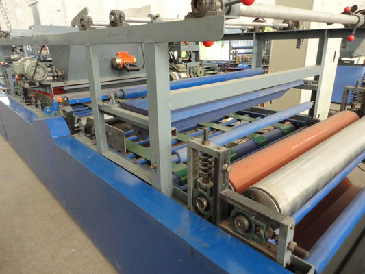 সম্পূর্ণ স্বয়ংক্রিয় মিশ্রণ ব্যবস্থা সহ বিল্ডিংয়ের দেয়াল তৈরির উপাদানগুলির জন্য ওয়াল প্যানেল তৈরির মেশিন