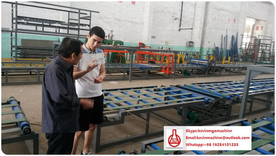 সিলিং / ওয়াল স্কার্টিং / ইনডোর ওয়াল ডেকোরেশনের জন্য অগ্নিরোধী এমজিও বোর্ড মেশিন