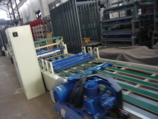 এনার্জি দক্ষ ইস্পাত টেক্সচার 1.5 * 18 মিটার ফাইবার সিমেন্ট দরজার জন্য দরজা তৈরির মেশিন