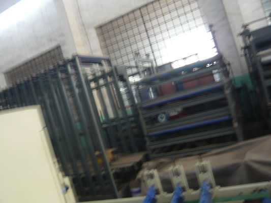 এনার্জি দক্ষ ইস্পাত টেক্সচার 1.5 * 18 মিটার ফাইবার সিমেন্ট দরজার জন্য দরজা তৈরির মেশিন