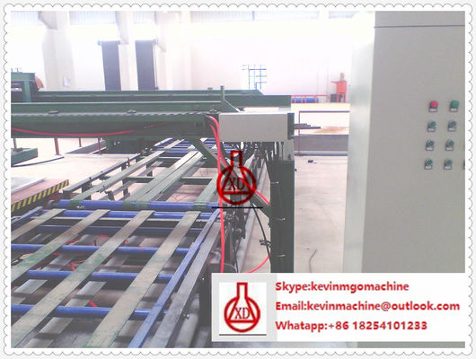 ডাবল রোলার এক্সট্রুডিং স্যান্ডউইচ প্যানেল লাইন, আঠালো ছড়িয়ে ভিনিয়ারিং শুকানোর ওয়াল প্যানেল সরঞ্জাম