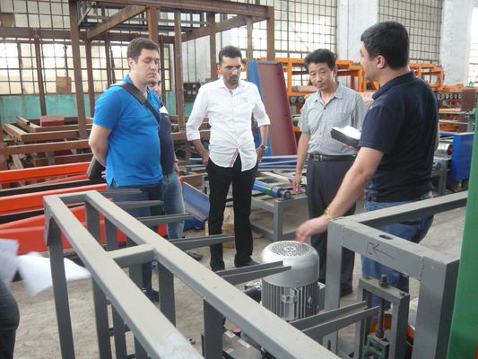 এমজিও প্যানেল তৈরির জন্য আধা স্বয়ংক্রিয় ম্যাগনেসিয়াম অক্সাইড বোর্ড উত্পাদন লাইন