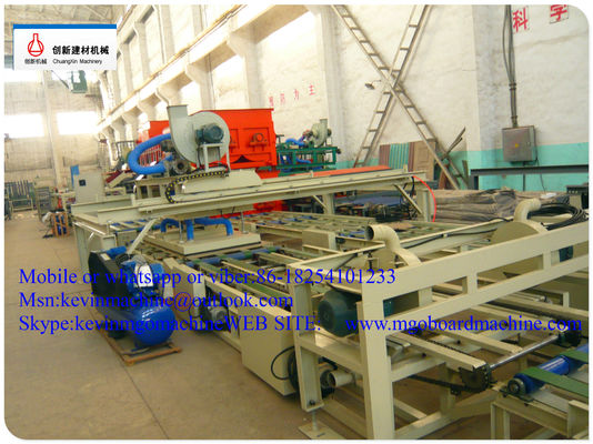 তাপ প্রতিরোধী Mgo স্যান্ডউইচ প্যানেল উৎপাদন লাইন স্যান্ডউইচ প্যানেল মেশিন