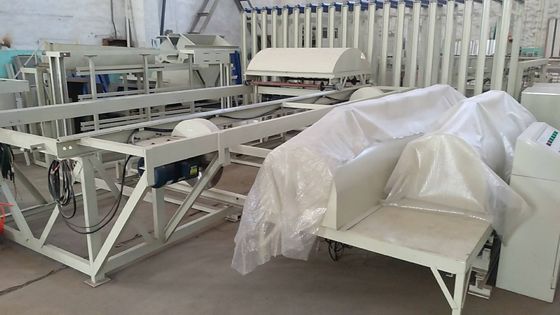 কম্প্যাক্ট কাঠামো স্বয়ংক্রিয় ফাইবার সিমেন্ট ওয়াল প্যানেল উত্পাদন লাইন