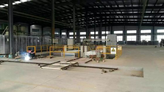 কম্প্যাক্ট কাঠামো স্বয়ংক্রিয় ফাইবার সিমেন্ট ওয়াল প্যানেল উত্পাদন লাইন