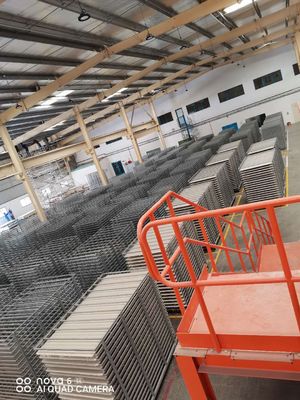 অর্ধ-স্বয়ংক্রিয় ফাইবার সিমেন্ট বোর্ড ভারী শুল্ক স্যান্ডউইচ ওয়াল প্যানেল উৎপাদন লাইন