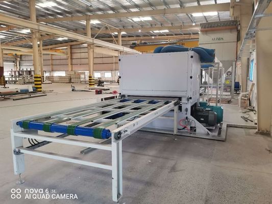 জিপসাম বোর্ড আঠা ছড়ানো বোর্ড এবং এমজিও বোর্ড ল্যামিনেশন মেশিন